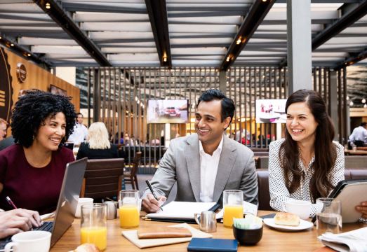 하얏트 리젠시 벨뷰 실내 수영장