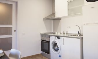 Renovated Apartment with Sea View, 5-1