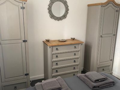 1 Bedroom Ground Floor Apartment St Neots Riverside Park Area
