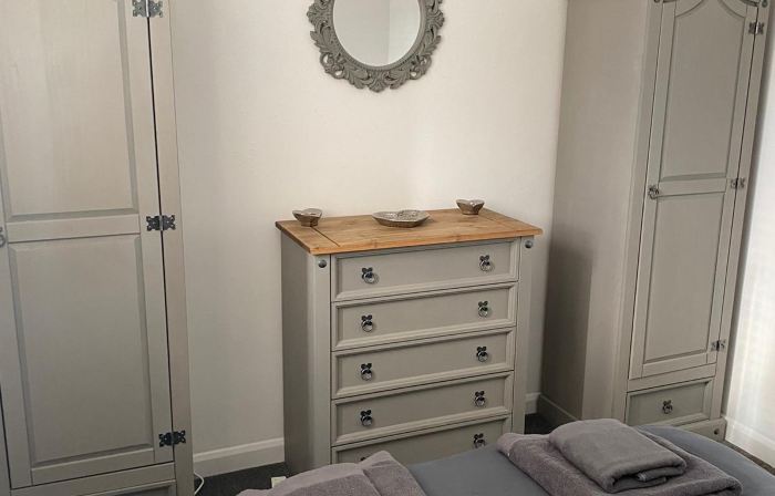 1 Bedroom Ground Floor Apartment St Neots Riverside Park Area