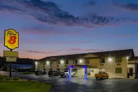 Super 8 by Wyndham Decorah Hôtels à : Decorah