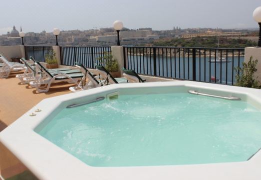 슬리에마 마리나 호텔 객실