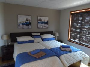 Cherry Lane Self Catering in Bloemfontein Family Apartment for Max 8 Guests