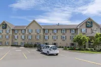 Quality Inn Airport - gimnasio