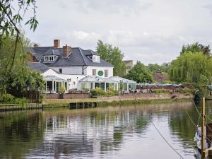 Waveney House Hotel