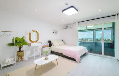 Jeju Sunny Pension (BBQ Restaurant, Dolphin View Beach Front) Hotels near Jimibong