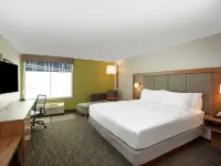 Holiday Inn Express & Suites COLUMBUS by IHG Hotels in Platte County