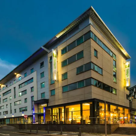Holiday Inn Express LEEDS CITY CENTRE - ARMOURIES by IHG