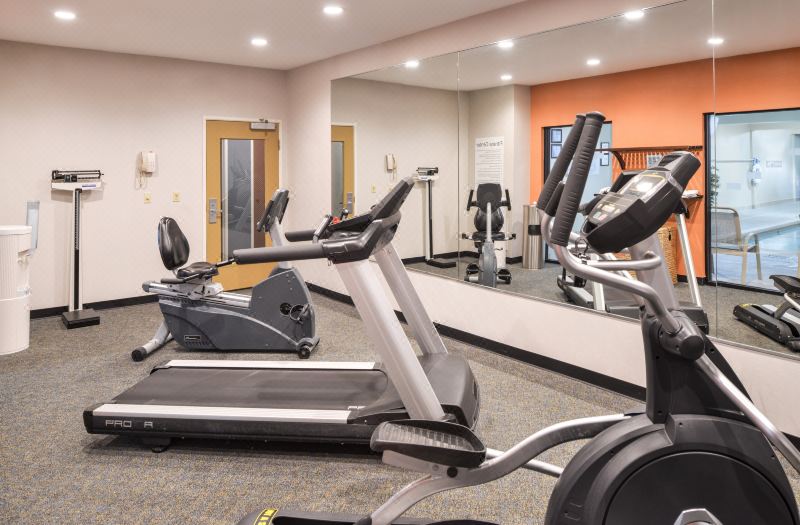 Holiday Inn Express & Suites Clifton Park by IHG photo 5