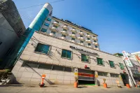 Changwon Masan Bay Hotels near Kyungnam University