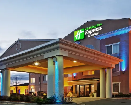Holiday Inn Express & Suites CHICKASHA by IHG Hotels in Grady County