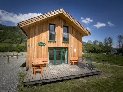 Mit 4 Schlafzimmern & IR-Sauna