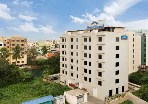 Howard Johnson by Wyndham Kolkata - 4 ดาว
