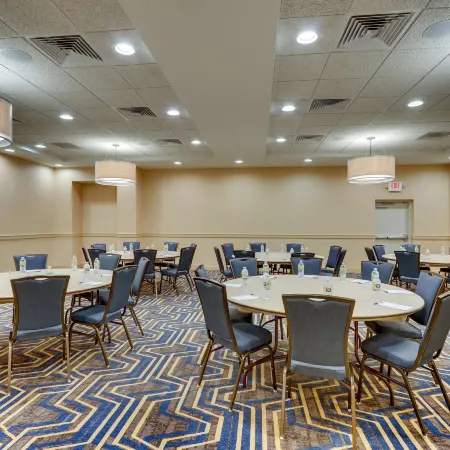 Drury Inn & Suites Sikeston