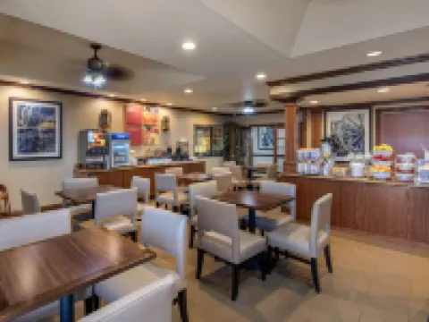 Comfort Suites Marshall Hoteles en Marshall