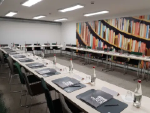 กัมปานีล แรนส์ เซ็นเตอร์ - การ์ โรงแรมในแรนส์