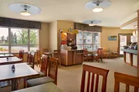 Ramada by Wyndham Nanaimo Hotels in Nanaimo