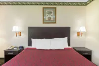 Days Inn by Wyndham Sullivan