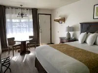 La Kris Inn