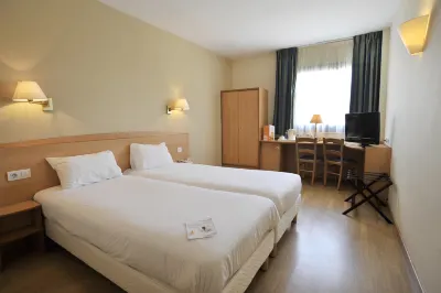 Travelodge Murcia Отели в г. 