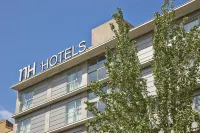 NH Ciudad de Zaragoza Hotels near Centro de Historias