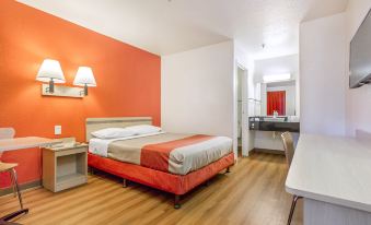 Motel 6 Phoenix, AZ - West