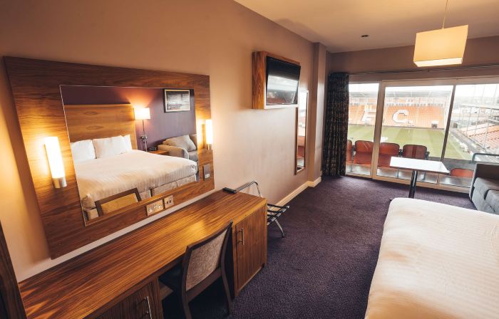 Blackpool Fc Hotel, Radisson Individuals