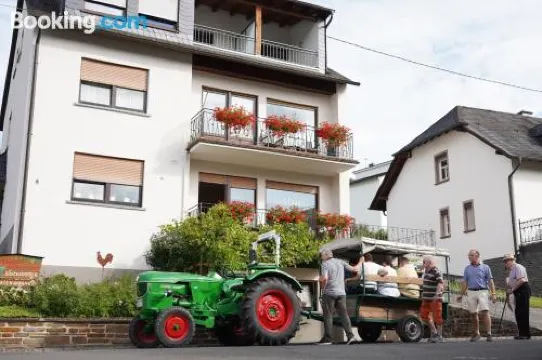 雷瓦娜度假屋酒店