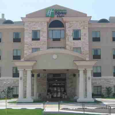 Holiday Inn Express & Suites Del Rio Hotel Exterior