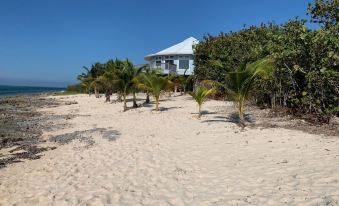 Little Cayman Escape by Cayman Villas