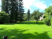 A la Grenouille du Jura Hotels in Maillat