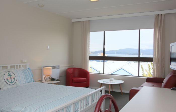 Beauty Point Waterfront Hotel