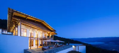 Dhensa Resort Hotels near Happiness Field Homstay Camping