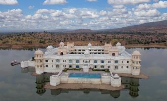 JüSTa Lake Nahargarh Palace, Chittorgarh