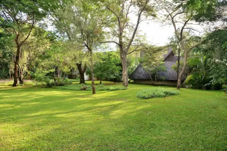 Lokuthula Lodge