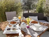 La Villa Aux Oliviers Hoteles en Flayosc