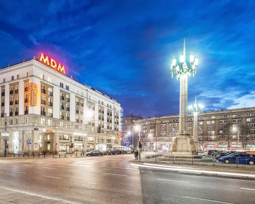 Hotel MDM City Centre Hotels near Program Art Gallery
