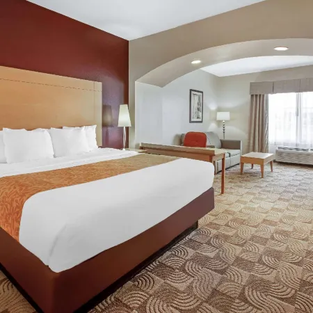 La Quinta Inn & Suites by Wyndham Tucumcari
