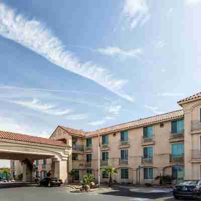 Comfort Inn & Suites El Centro I-8 Hotel Exterior