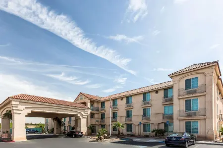 Comfort Inn & Suites El Centro I-8