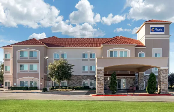 雪松山鄧肯維爾舒適套房酒店