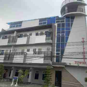 Twilight Tower Hotel Exterior