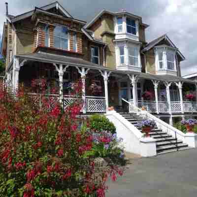 The Belmont Hotel Exterior