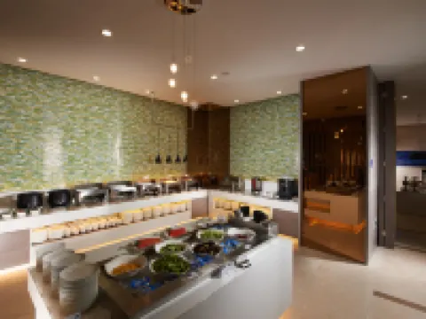 ฮอลิเดย์ อินน์ เอ็กซ์เพรส ลั่วหยาง ซิตี้ เซ็นเตอร์ บาย IHG โรงแรมในลั่วหยาง