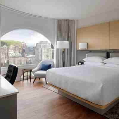 Montreal Marriott Chateau Champlain Rooms