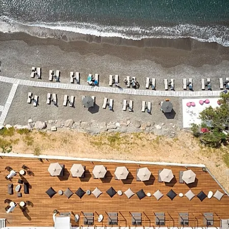 Dimitra Beach Hotel & Suites
