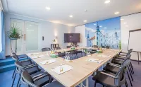 Ringhotel Ahrensburg Hotels in Ahrensburg