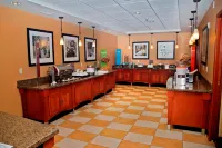 Hampton Inn Evanston - Desayuno