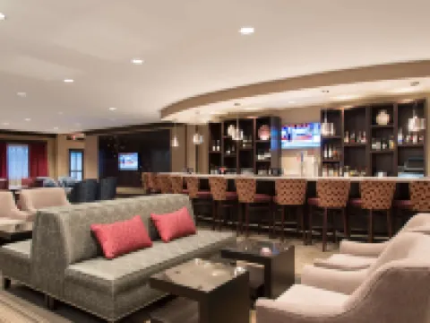 ダブルツリー バイ ヒルトン スケネクタディ ダウンタウン スケネクタディのホテル