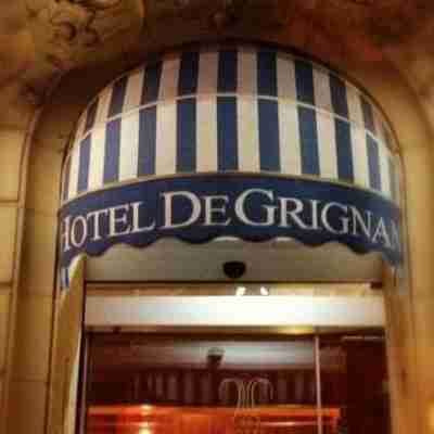 Brit Hotel de Grignan (Gamme Privilège) Hotel Exterior
